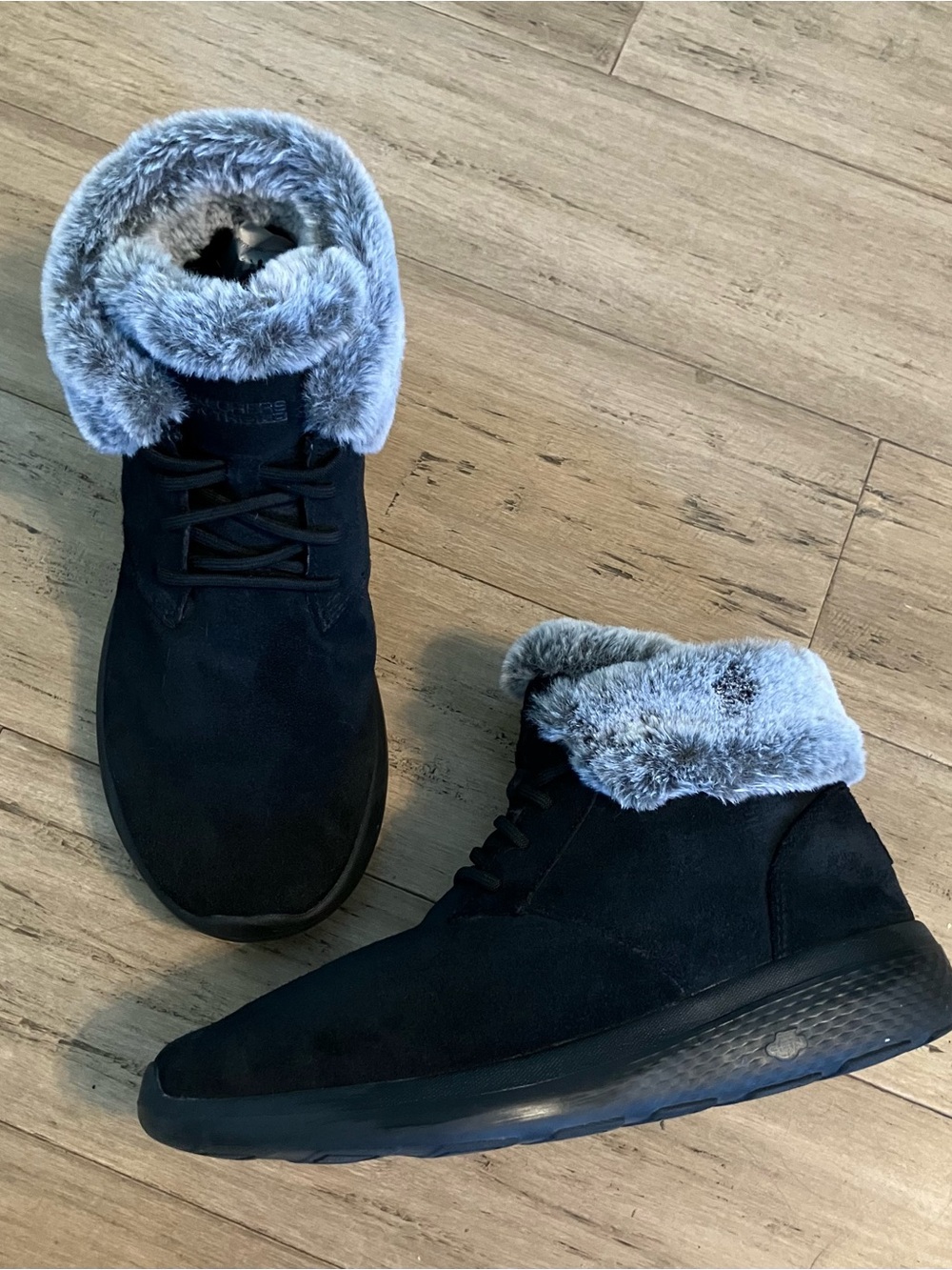 Skechers fur cuff leather black womens winter ankle boot size 9